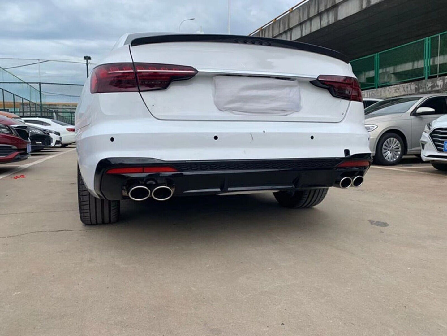 1 Set Gloss Black Car Rear Bumper Diffuser Lip For Audi A4 Sport RS4 2020-2022