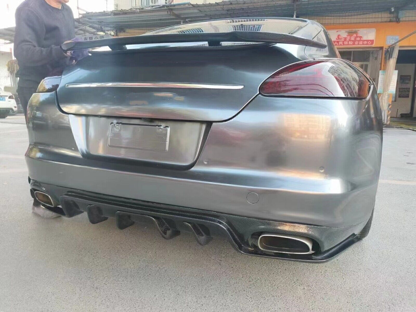 1x Carbon Fiber Rear Trunk Spoiler Wing Lip For Porsche Panamera 970.1 2010-2013