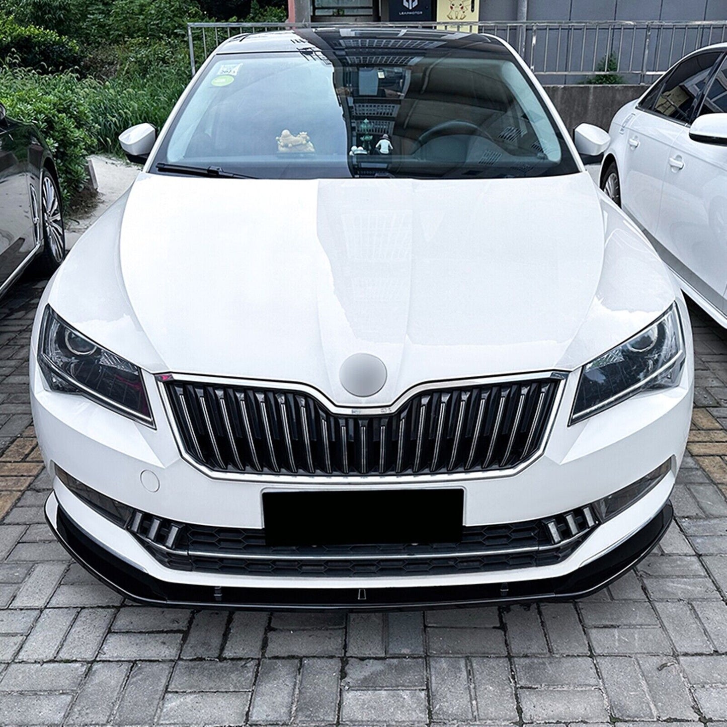 1Set Front Bumper Spoiler Lip Kit For Skoda Superb B8 06.2016-2018 Glossy Black