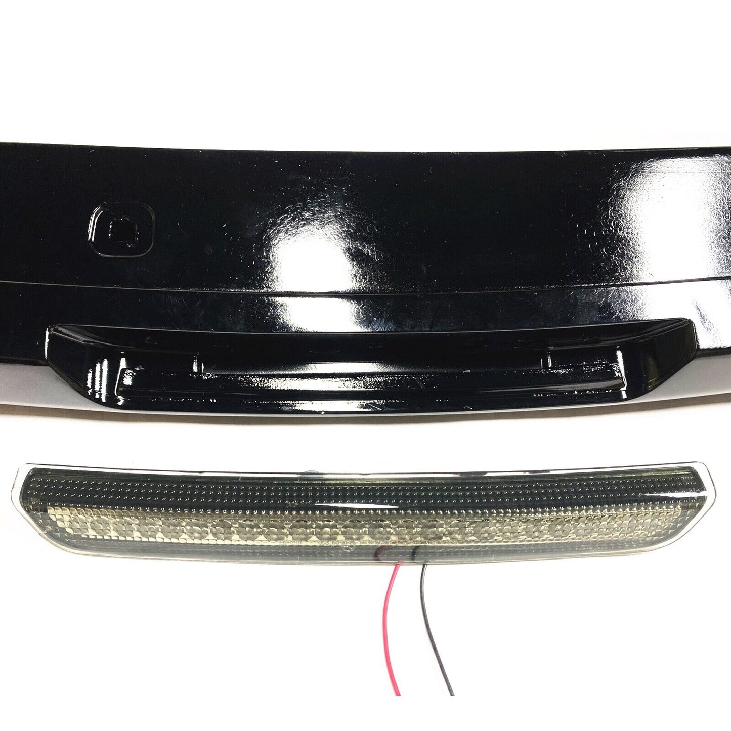 Black Rear Trunk Spoiler Lip W/ 3Rd Mounted Light fits Land Rover LR4 2010-2016